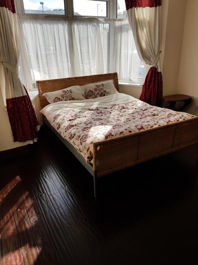 Cozy Guest House 루턴 외부 사진